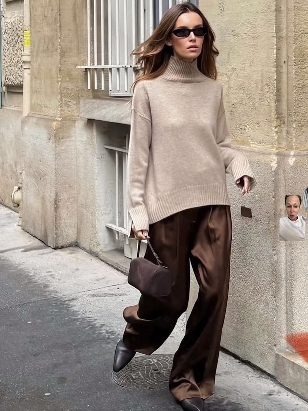 Theory High-Waist Admiral Pant in Mink - Picture 3 of 15
